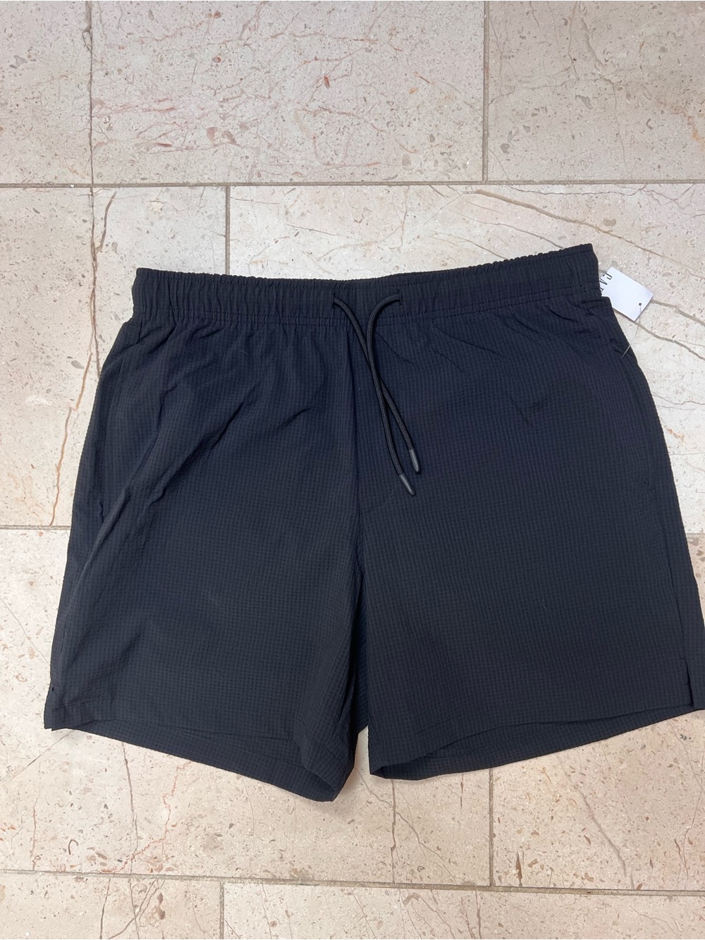 Gap - NWT Men's Black Drawstring Swimsuit 6” - Medium